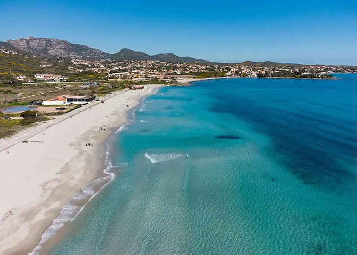 Relaxing With Outdoor Dining Apartman Olbia